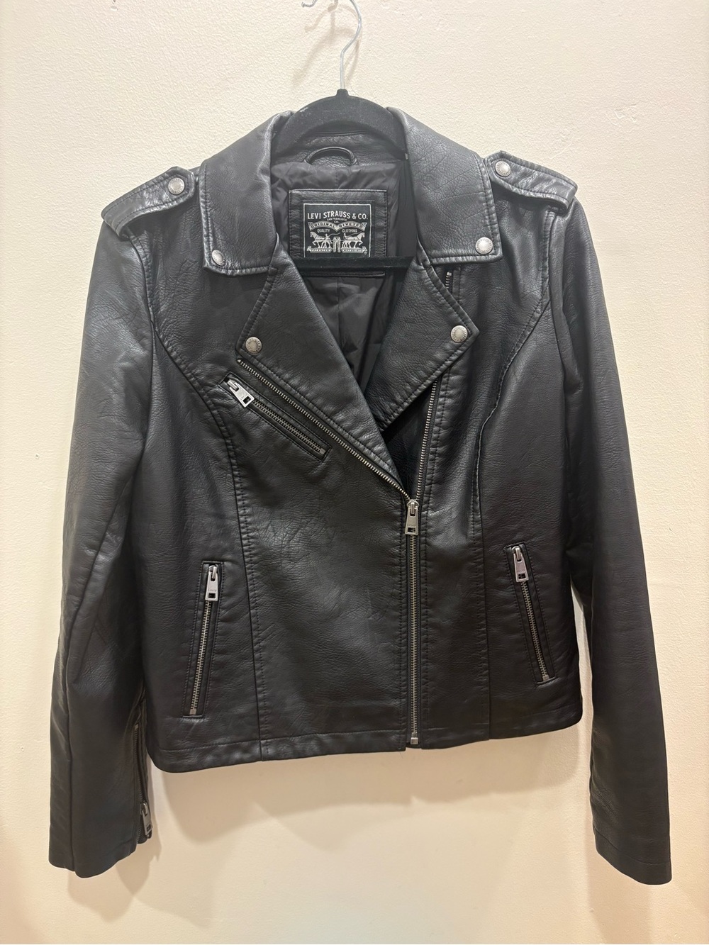Levi’s Faux Leather Moto Jacket Black Medium Cropped Biker Vegan Leather